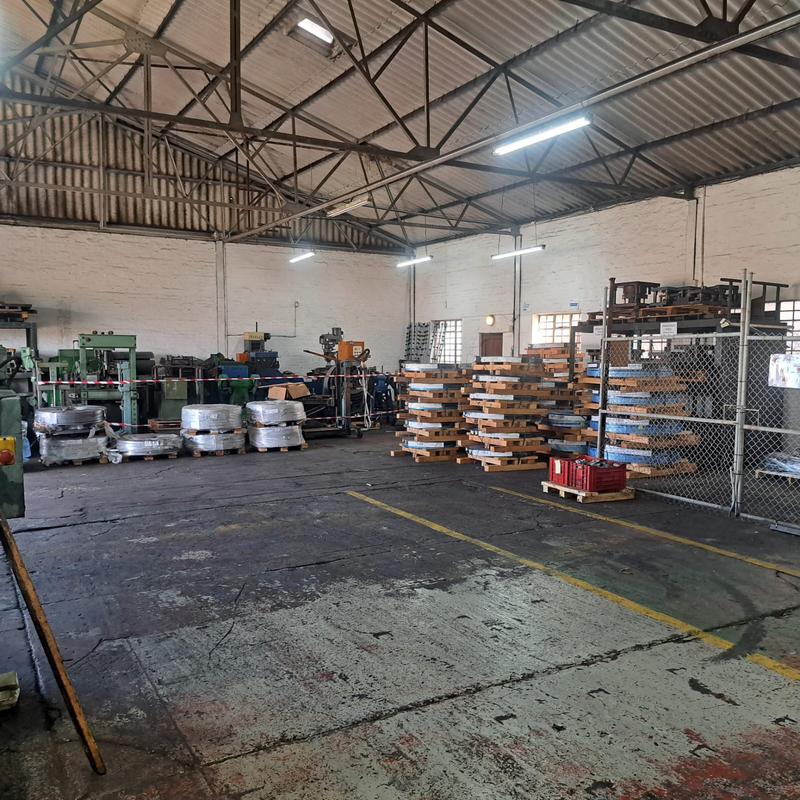 To Let Commercial Property for Rent in Neave Industrial Eastern Cape